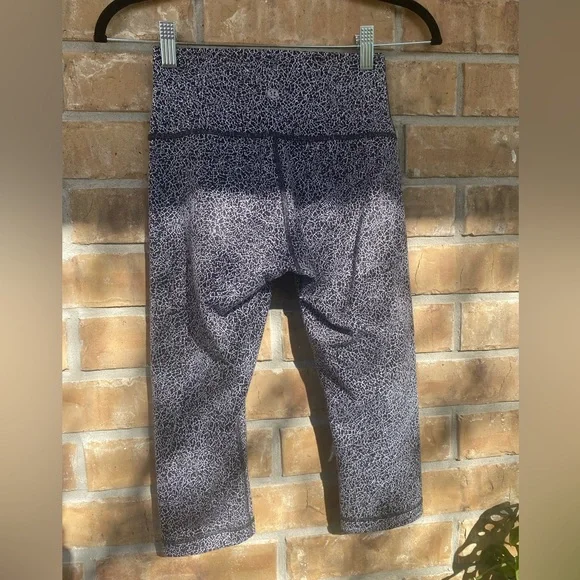 Lululemon Wunder Under Hi-Rise Tight 17" Crackle Jaquard Black White Size 4 - Picture 6 of 8